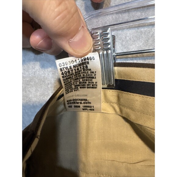 Dockers Signature Khaki Straight Fit D2 Flat Front Pants 38x32 Hunter Green Mens - Picture 7 of 11